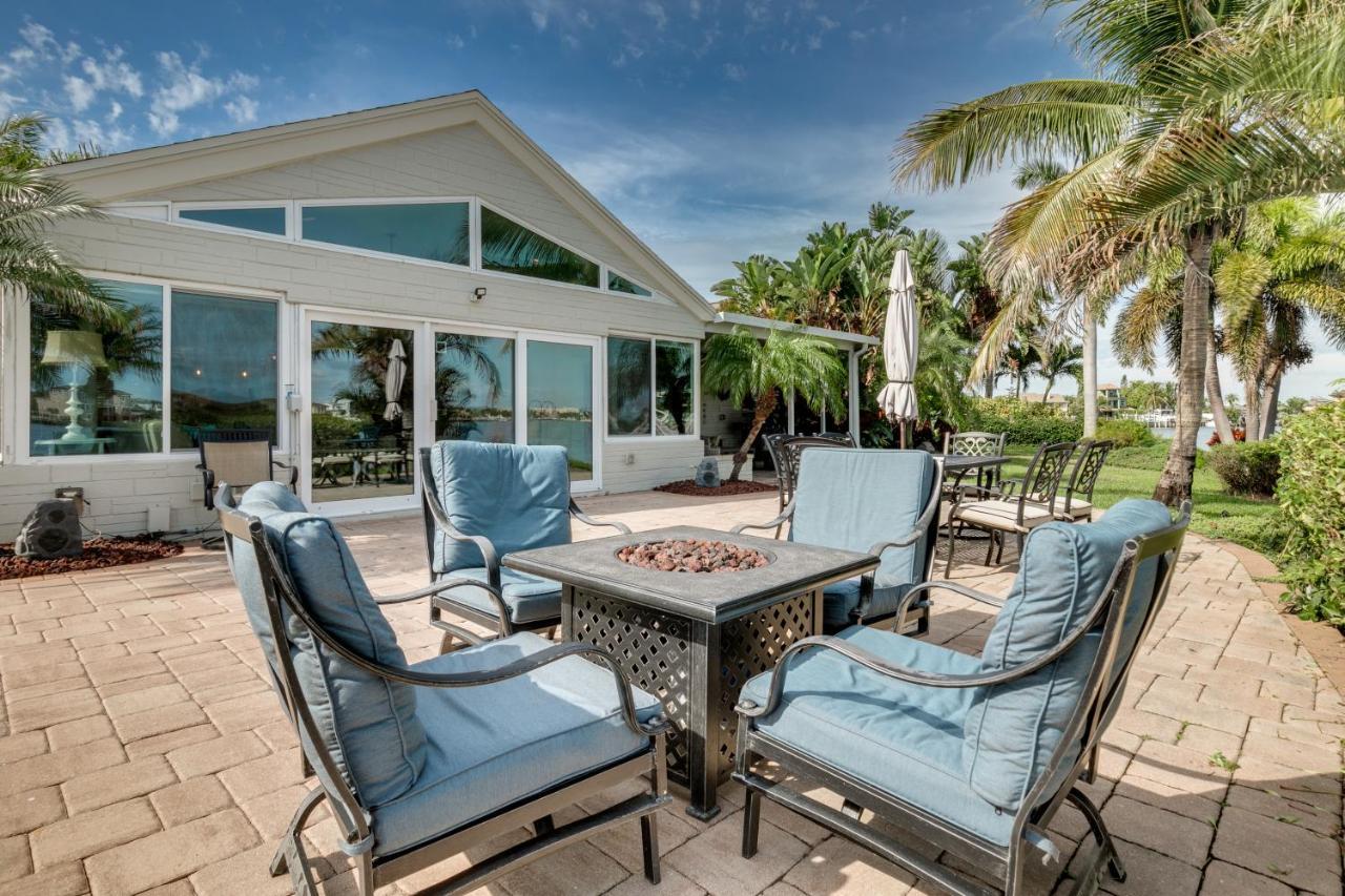 Paradise Point - Secluded Waterfront Oasis Near The Clearwater Beach
