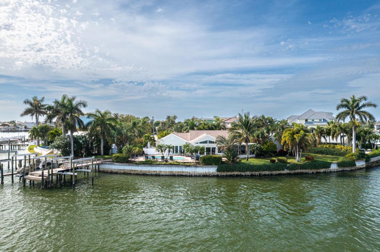 Holiday home Paradise Point - Secluded Waterfront Oasis Near The Clearwater Beach