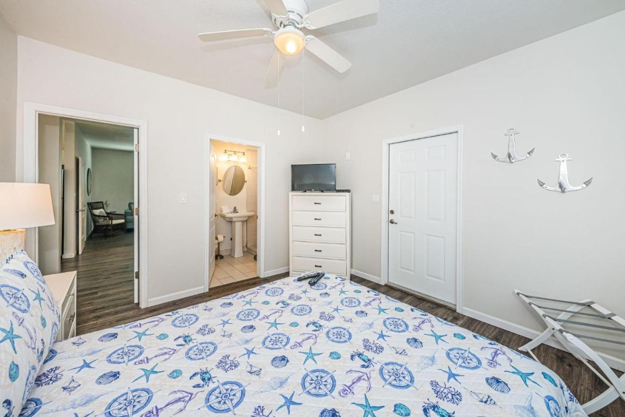 Holiday home Frenchy's 486 Clearwater Beach