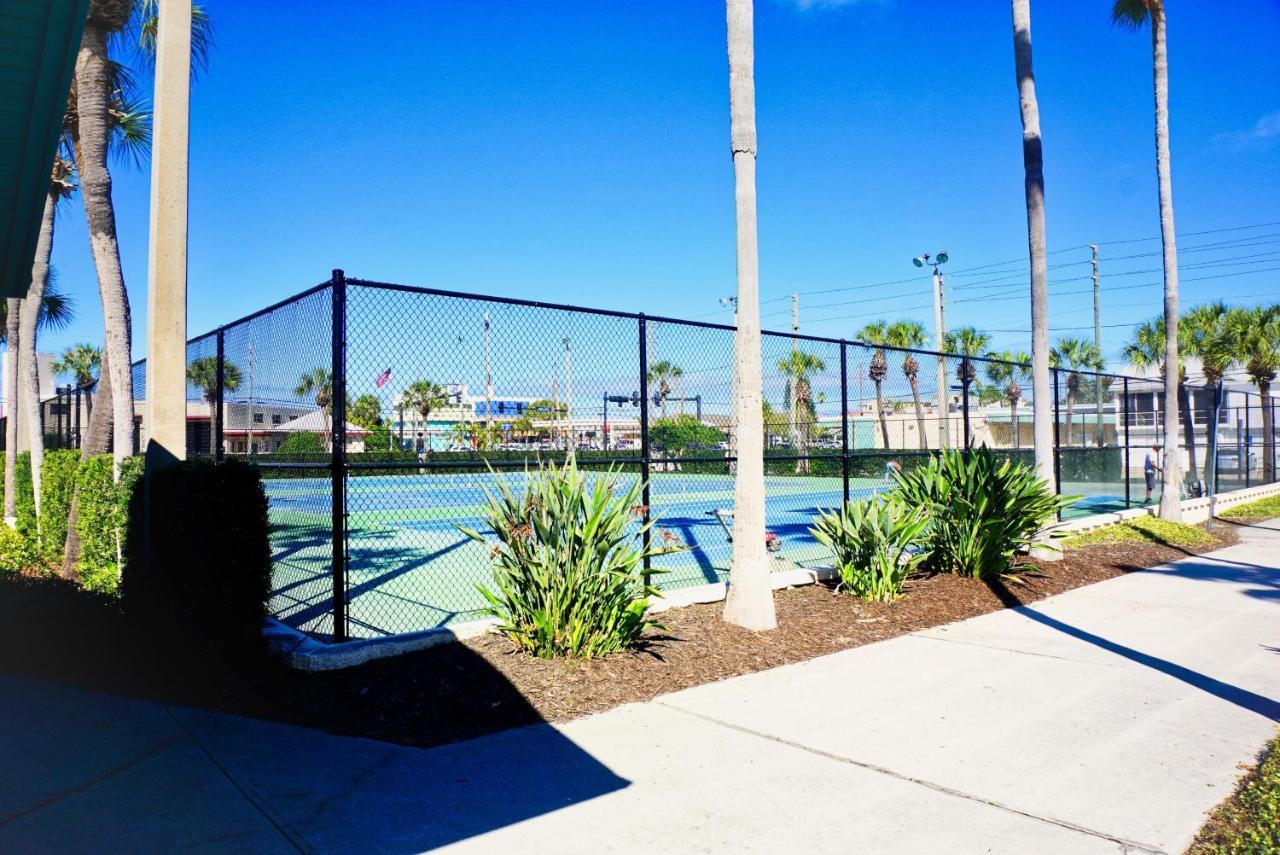 Coconut Grove 8 Apartment Clearwater Beach
