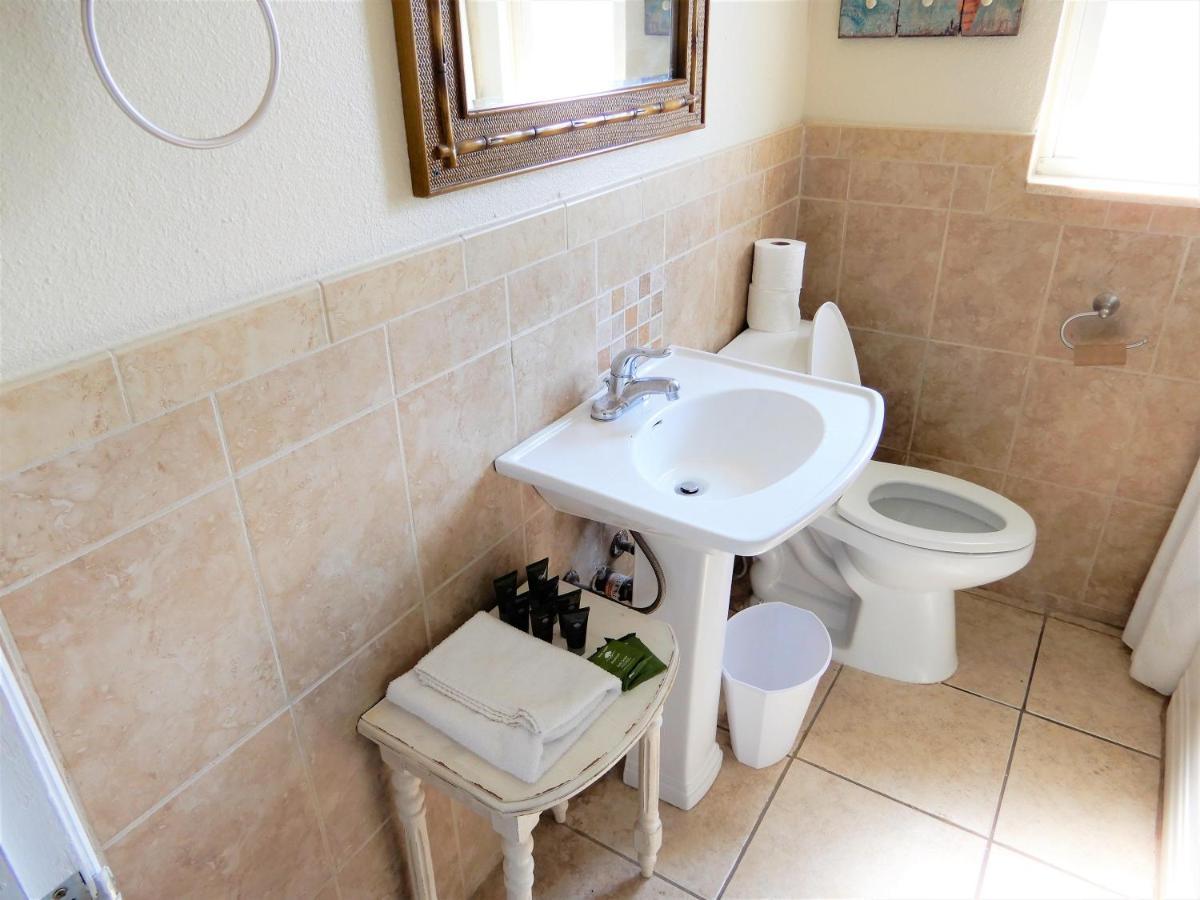 Coconut Grove 8 Apartment Clearwater Beach