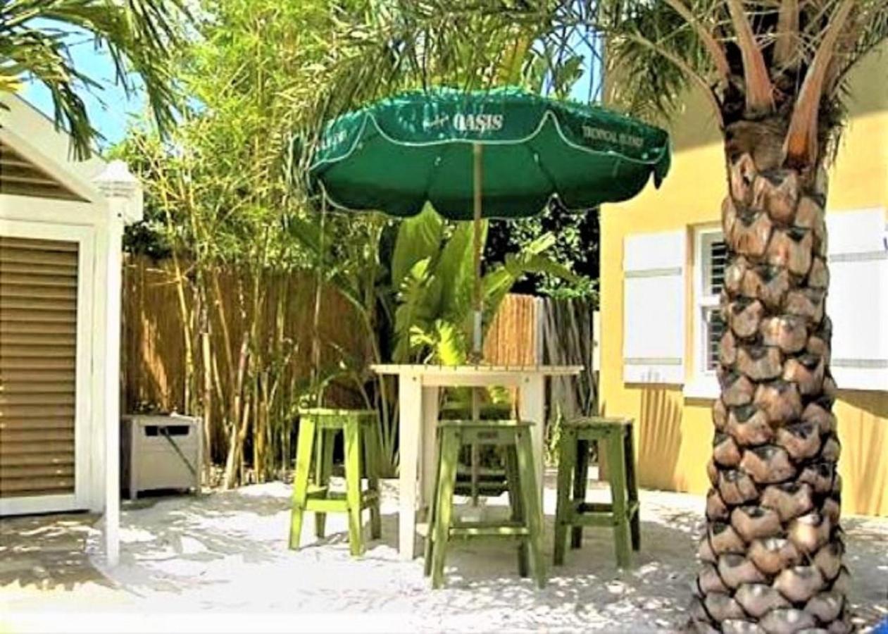 Coconut Grove 5 Clearwater Beach