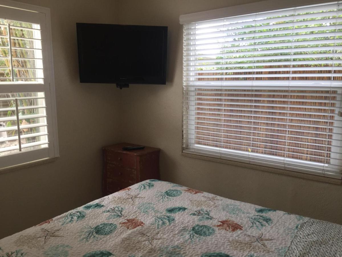 Coconut Grove 5