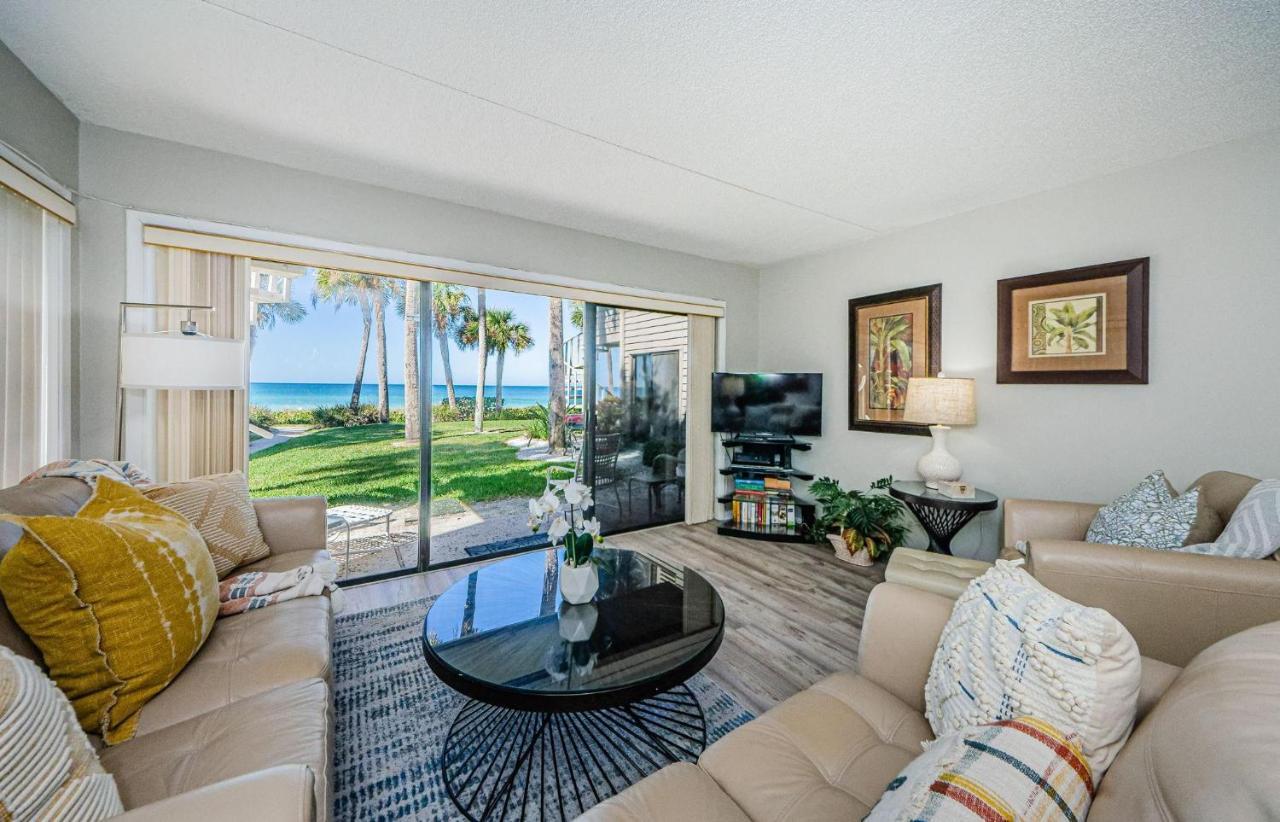 Beachfront Aldea 5 Holiday home *