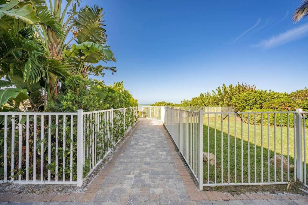 Holiday home Luxury House - Steps To The *