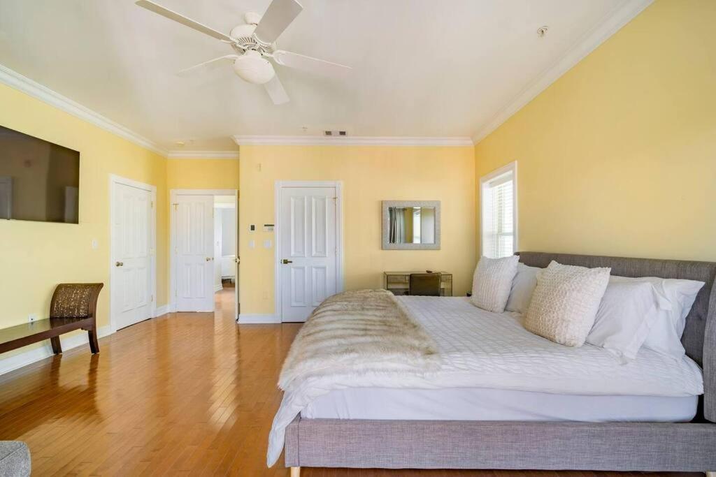 Holiday home Luxury House - Steps To The Clearwater Beach