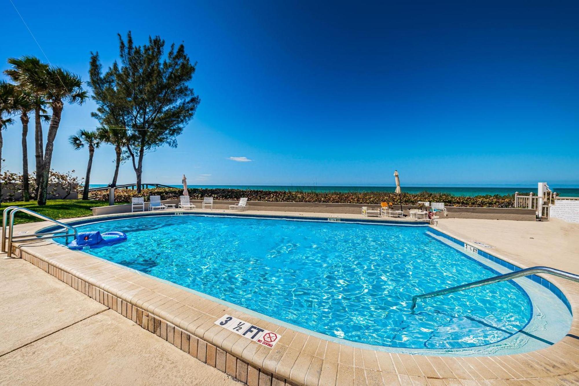 Beachfront Aldea 5 Holiday home *