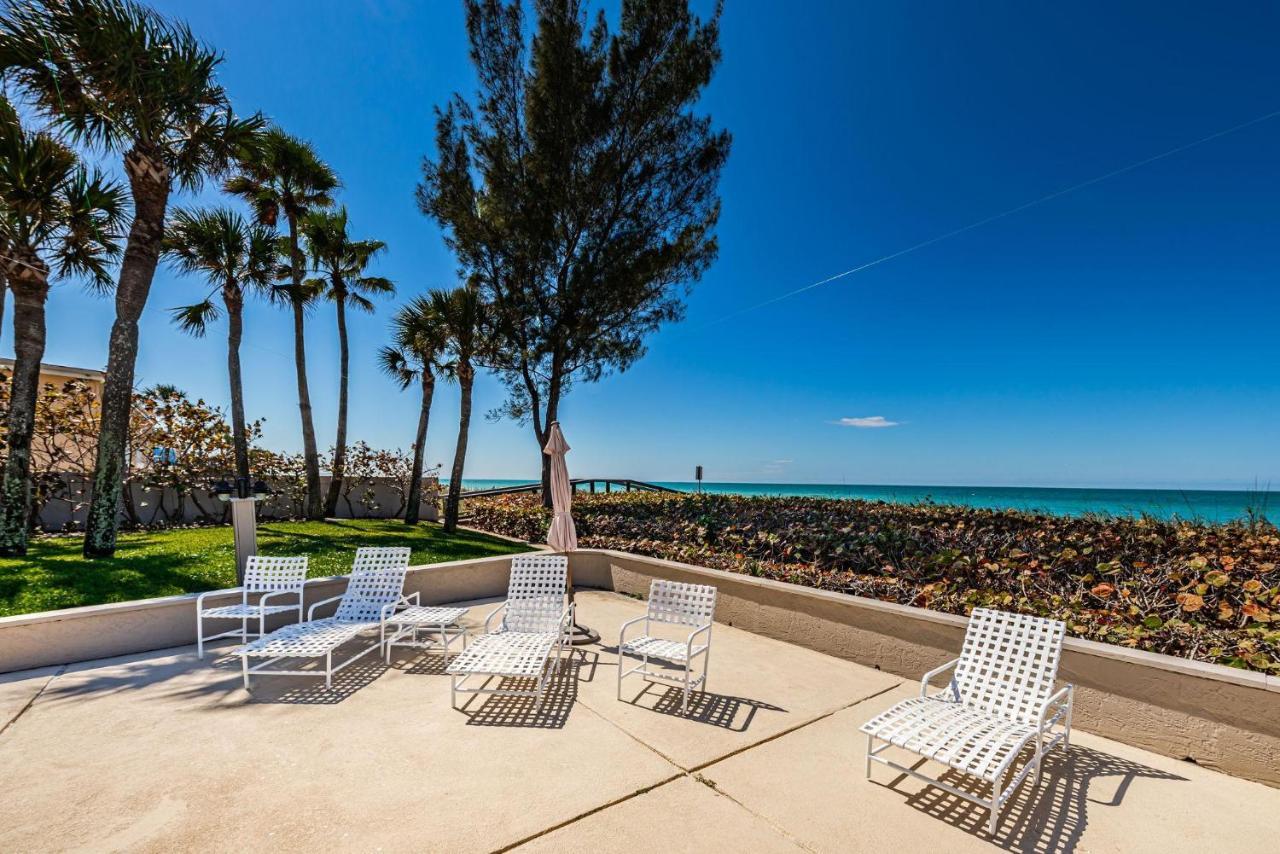 Beachfront Aldea 5 Holiday home