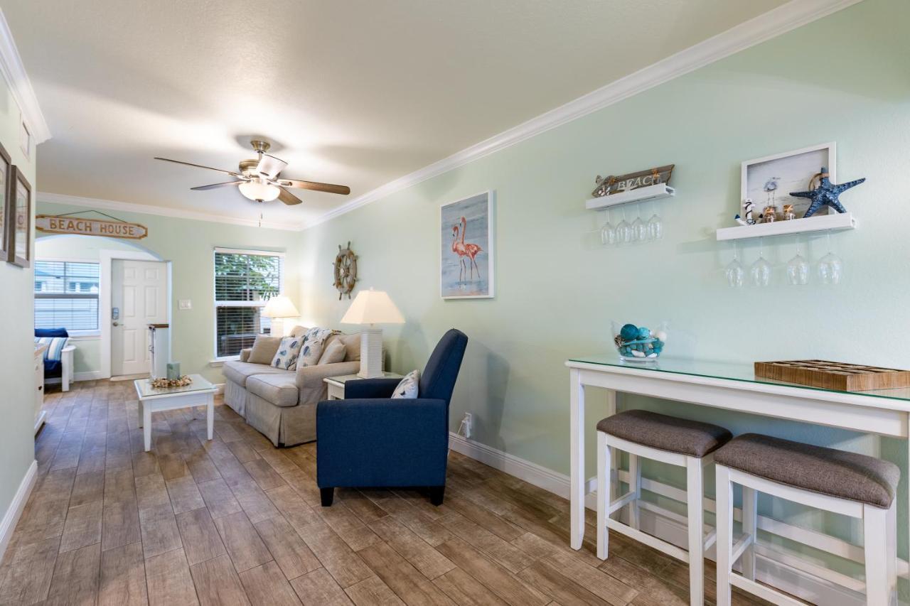 Apartment Gorgeous Coastal Barefoot Beach Indian Shore Clearwater Beach