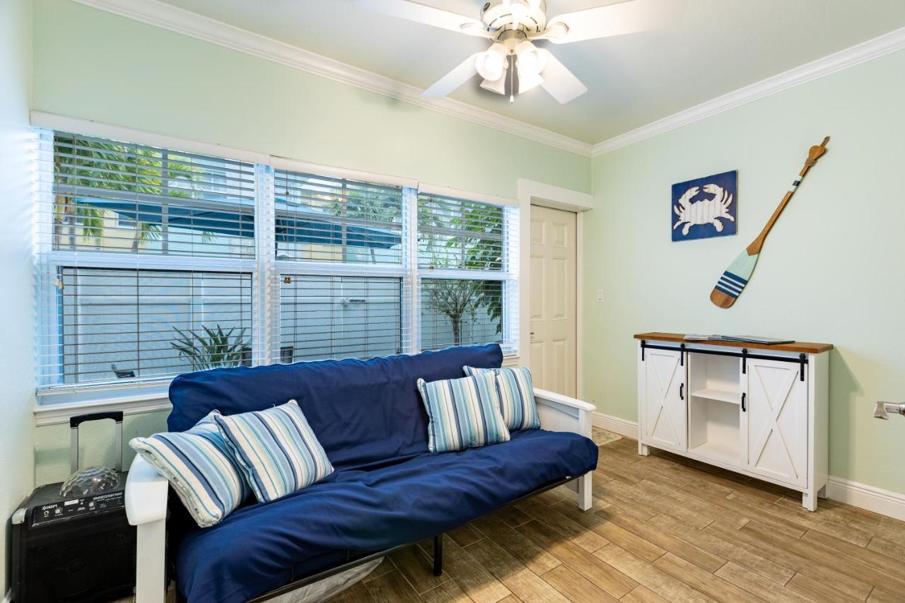 Gorgeous Coastal Barefoot Beach Indian Shore *