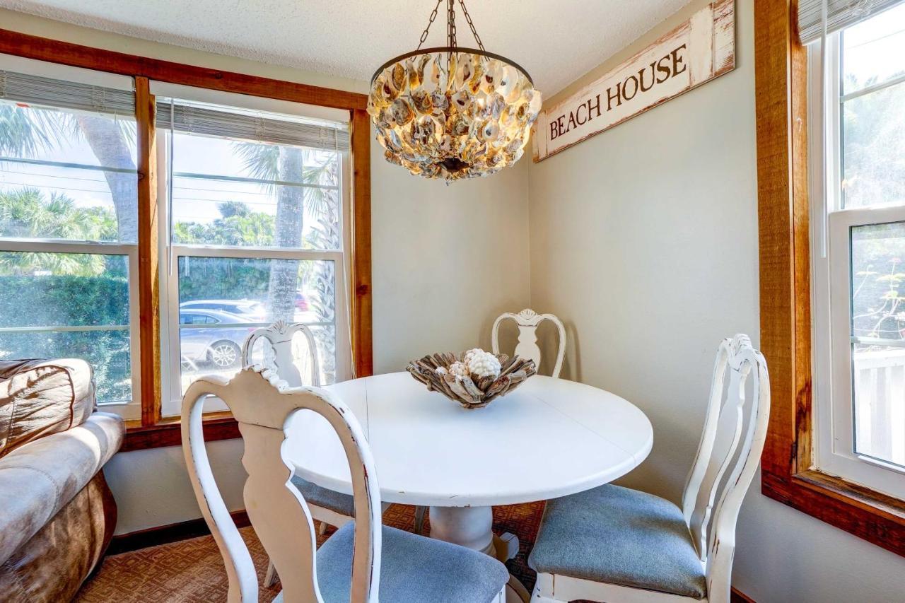 Indian Rocks Cottage, Walk To Beach! * Clearwater Beach