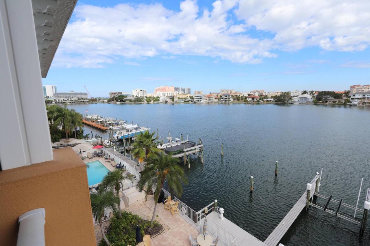 402 Island Key Clearwater Beach