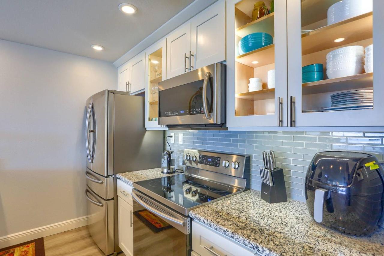 440 West, Unit 1208n *