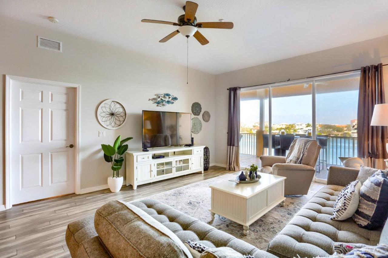 402 Island Key Clearwater Beach