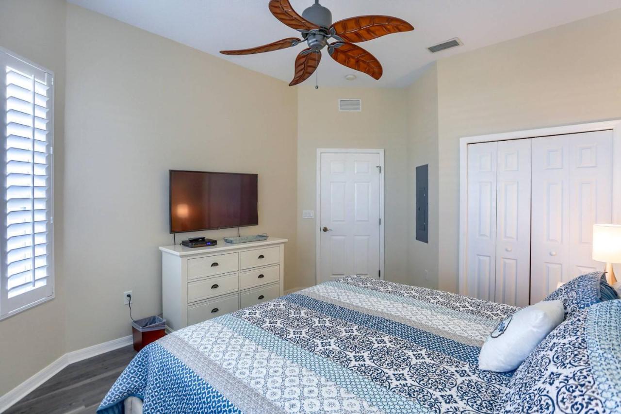 402 Island Key