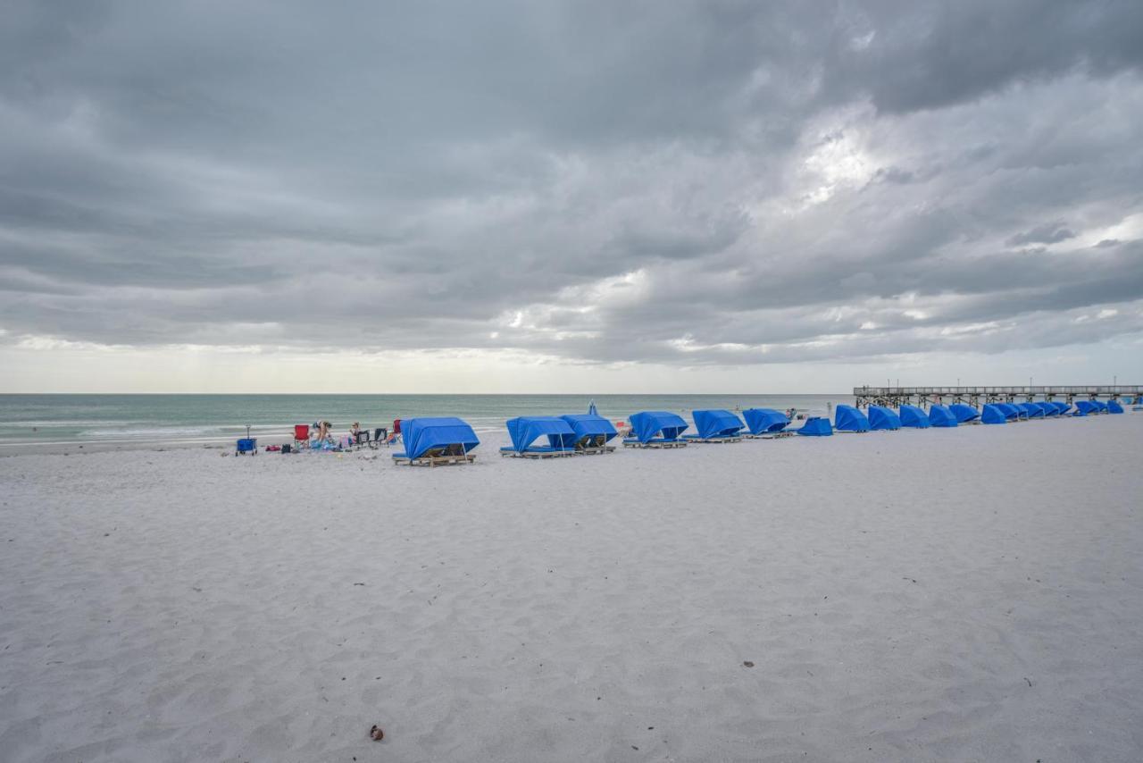 Beachfront Indian Shores Vacation