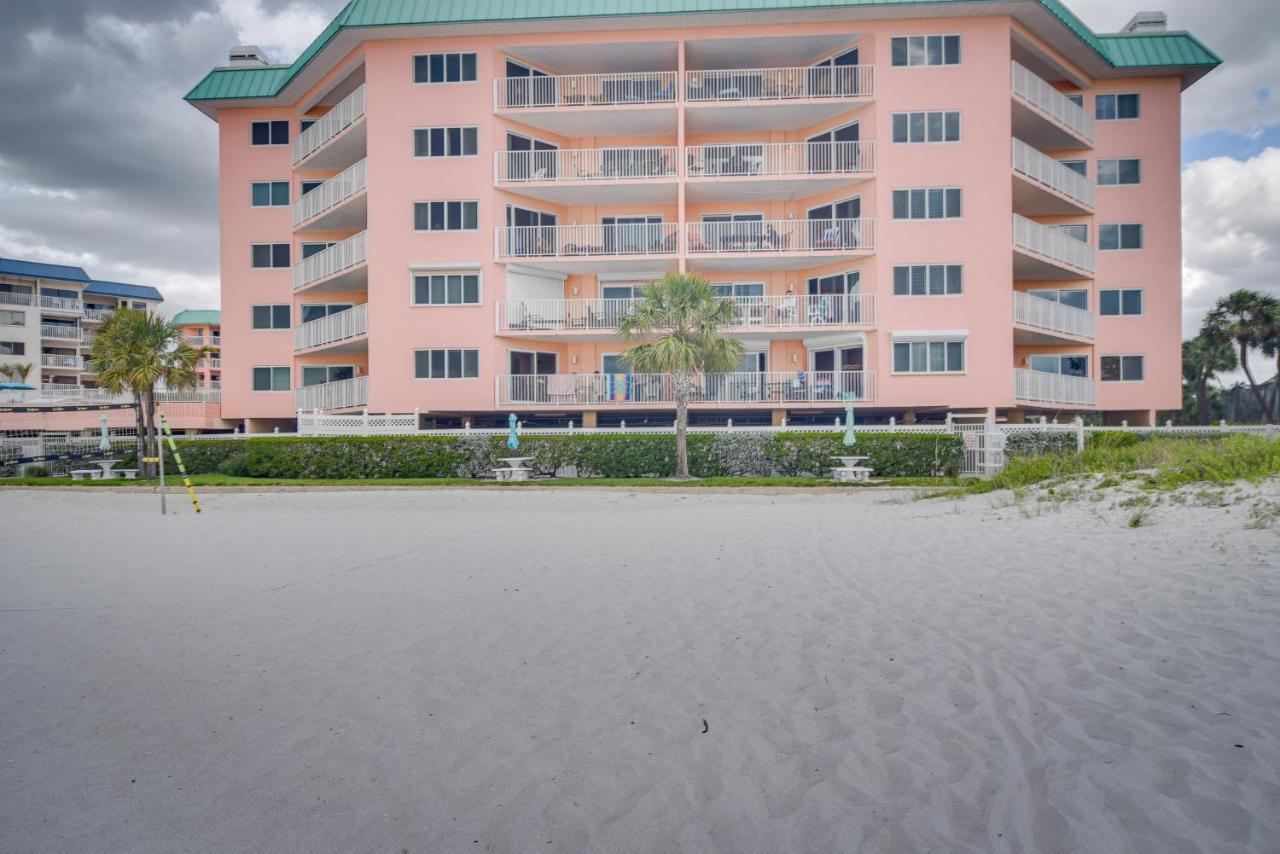 Beachfront Indian Shores Vacation Apartment