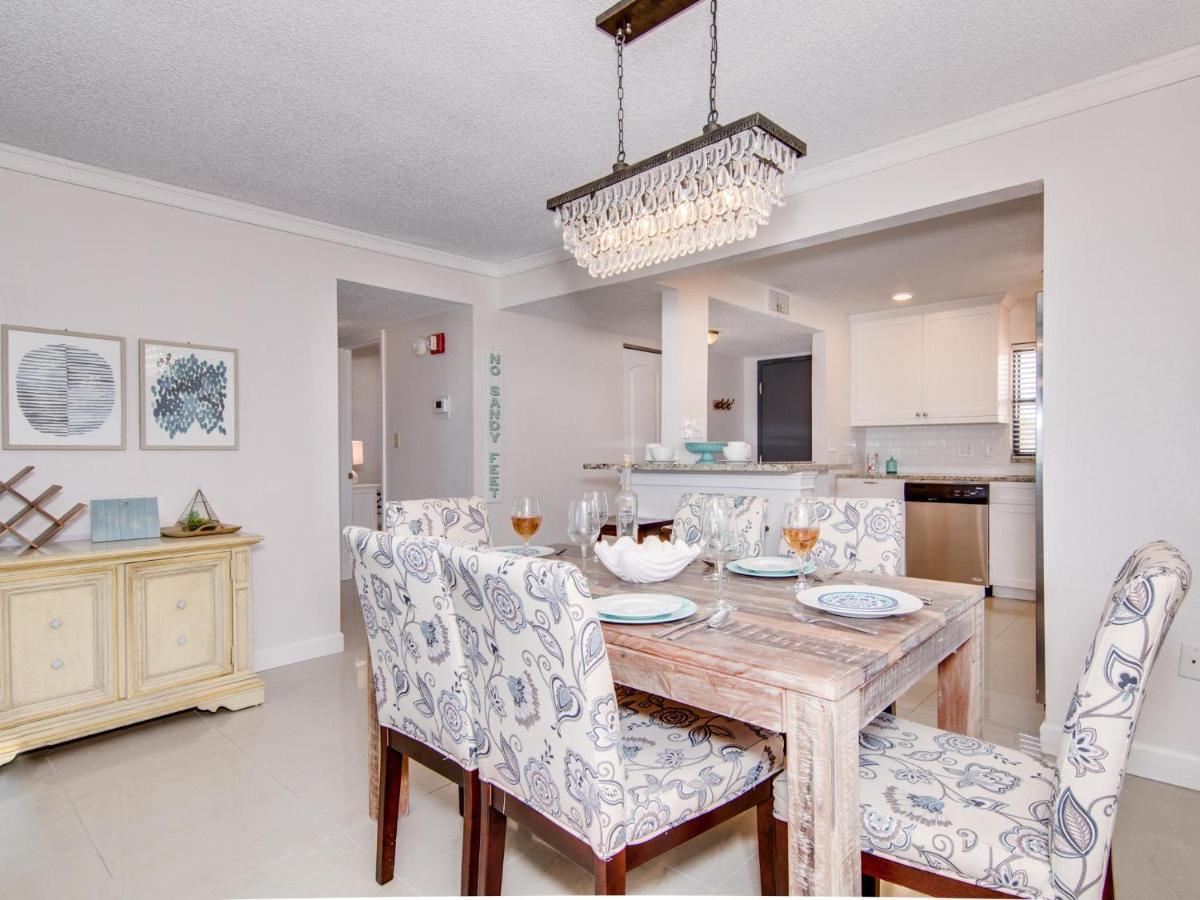 Apartment Harbour Light Towers 307 3rd Floor Beachfront 2 Bedroom Harbour Light Towers Clearwater Beach