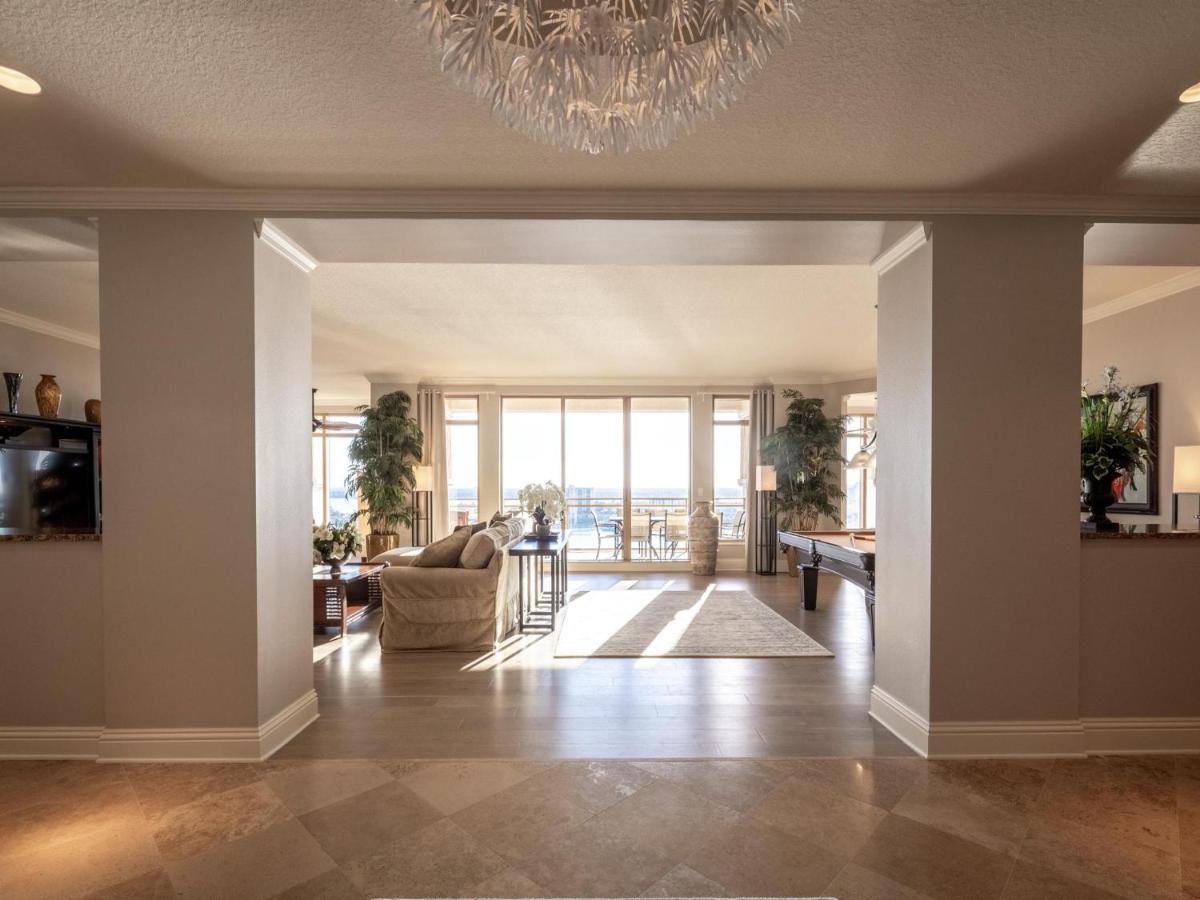 Sandpearl Residences 1605 - Luxurious Floor Penthouse - 360 Water Views *