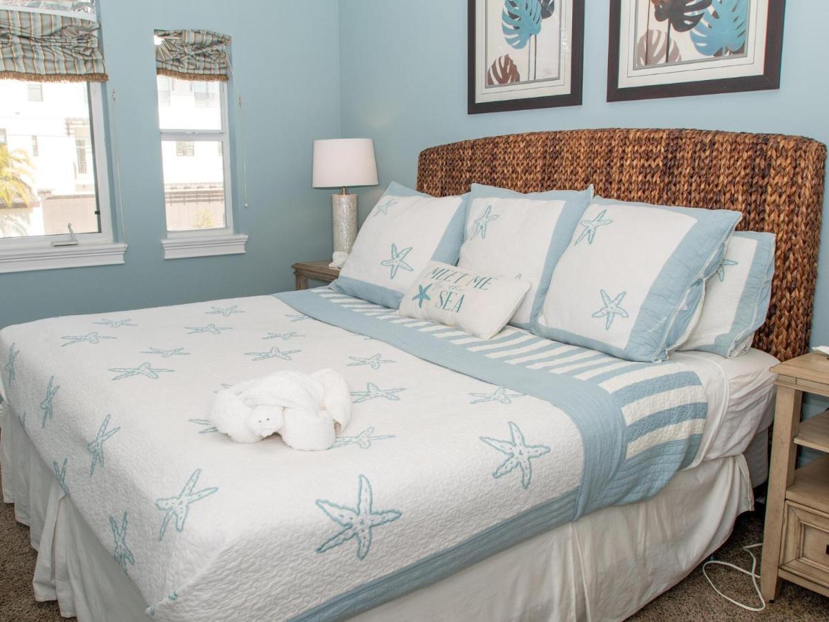 Paradise Cove Townhome 145-3 - Premium Waterfront Community