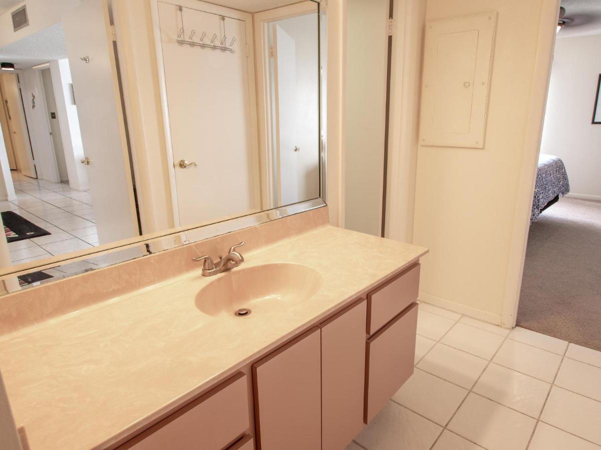 Apartment 440 West 1107-n - Panoramic Water Views Clearwater Beach