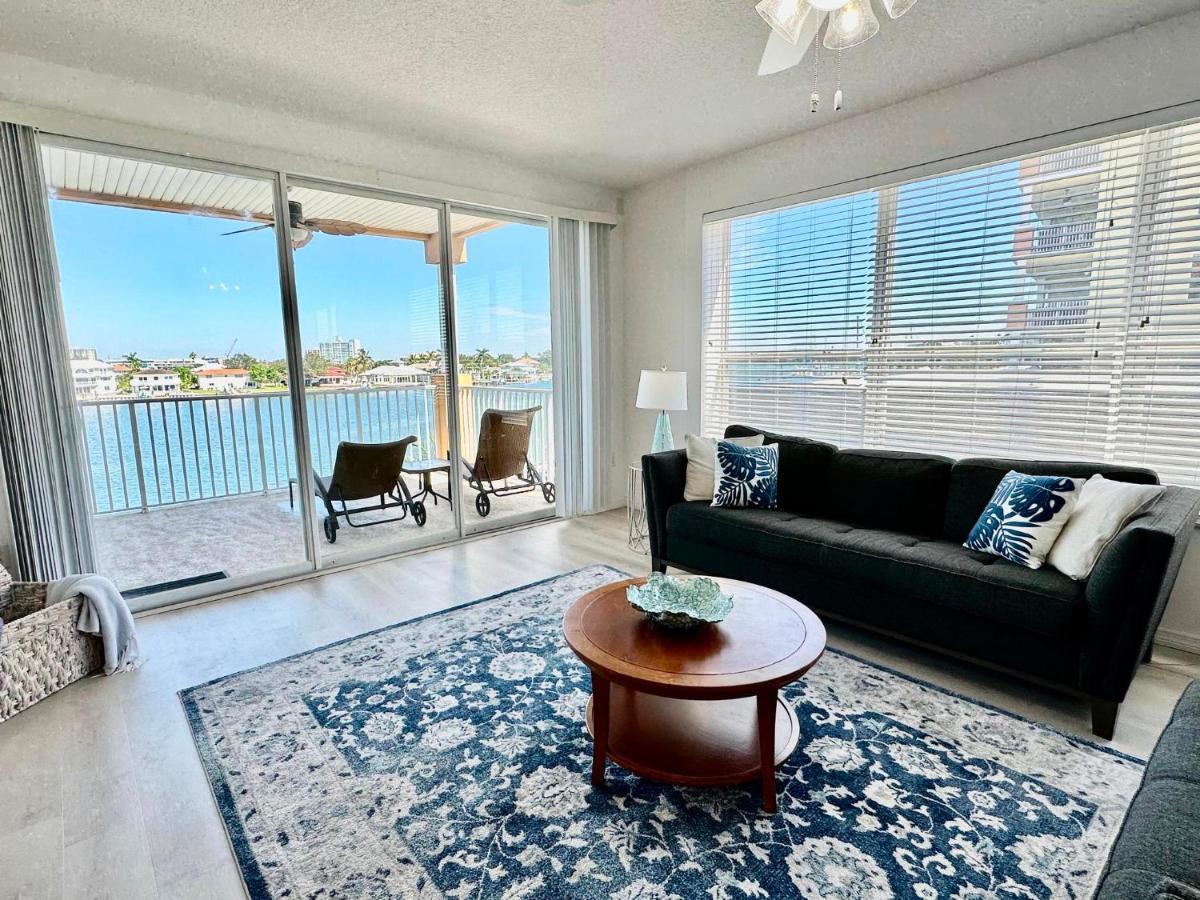 Apartment Island Key 305 - Amazing Waterfront - Walk To The Clearwater Beach