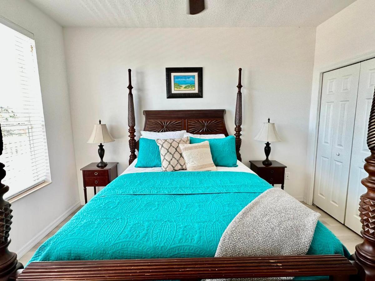 Island Key 305 - Amazing Waterfront - Walk To The