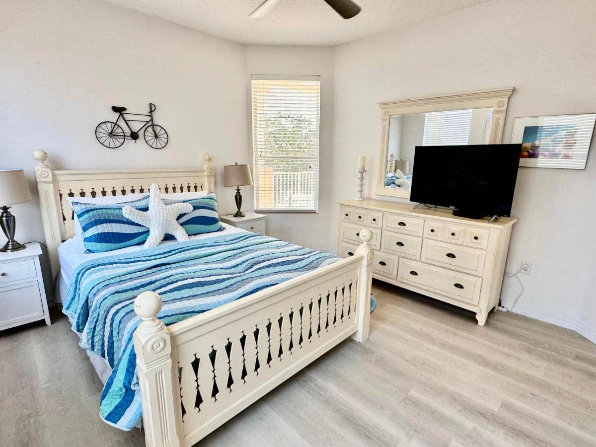 Island Key 305 - Amazing Waterfront - Walk To The Apartment