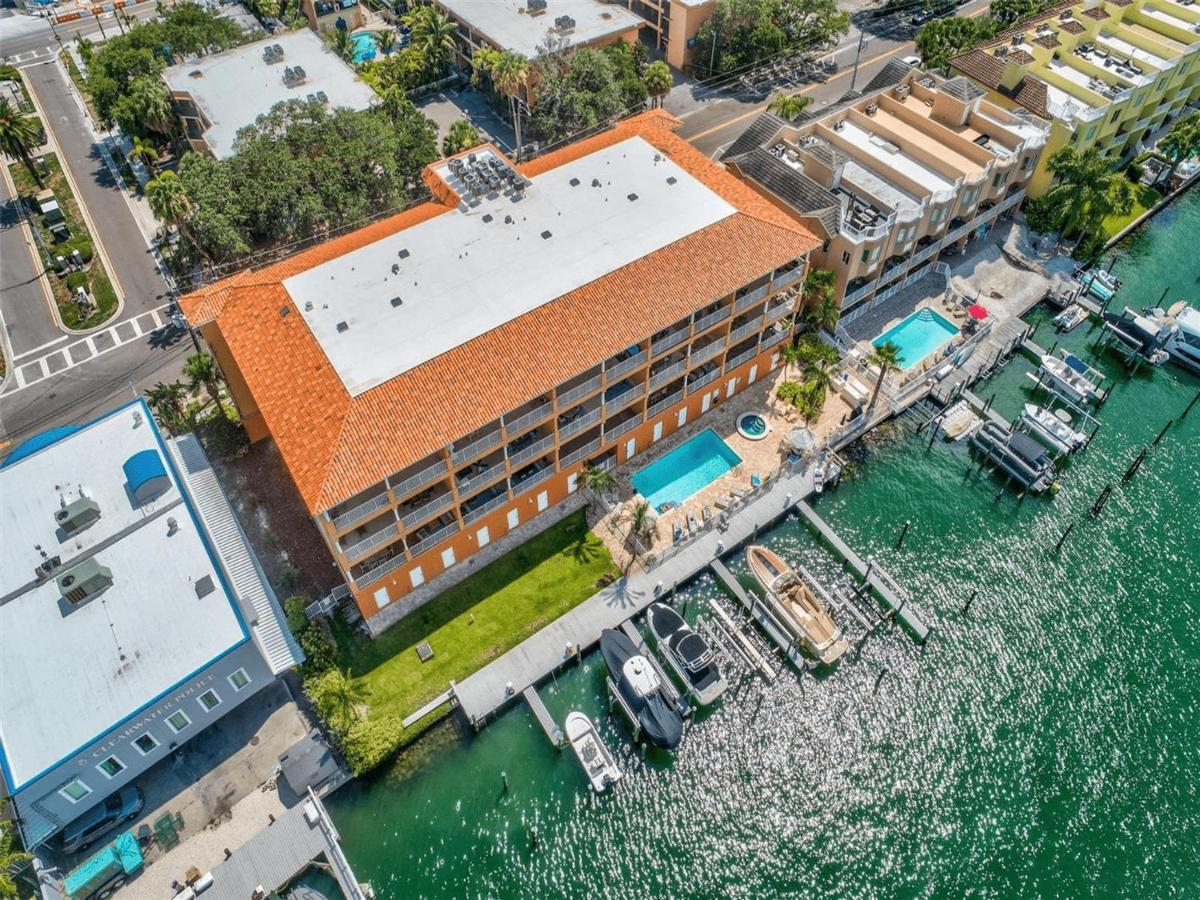 Apartment Island Key 305 - Amazing Waterfront - Walk To The
