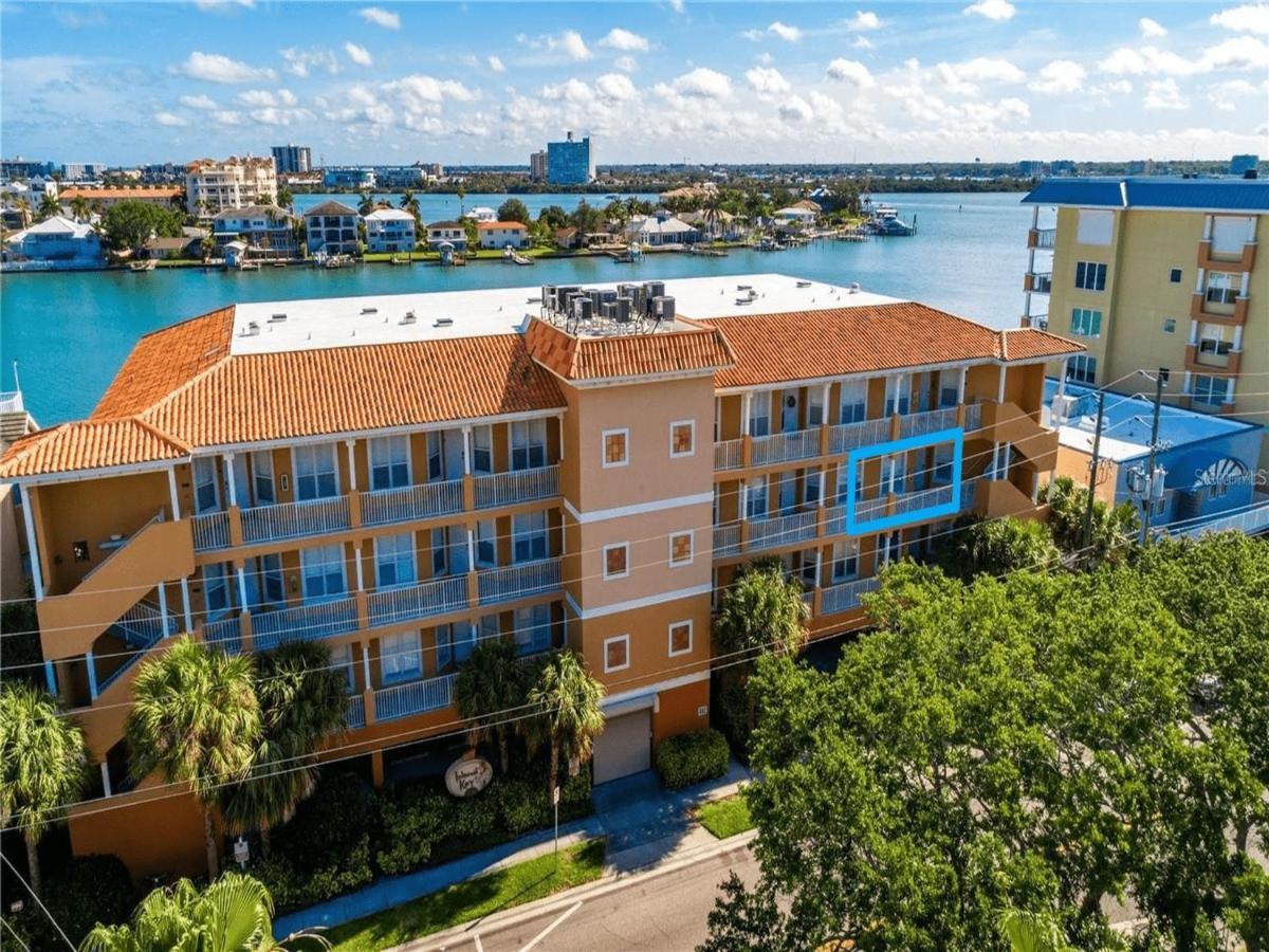 Island Key 305 - Amazing Waterfront - Walk To The Apartment *