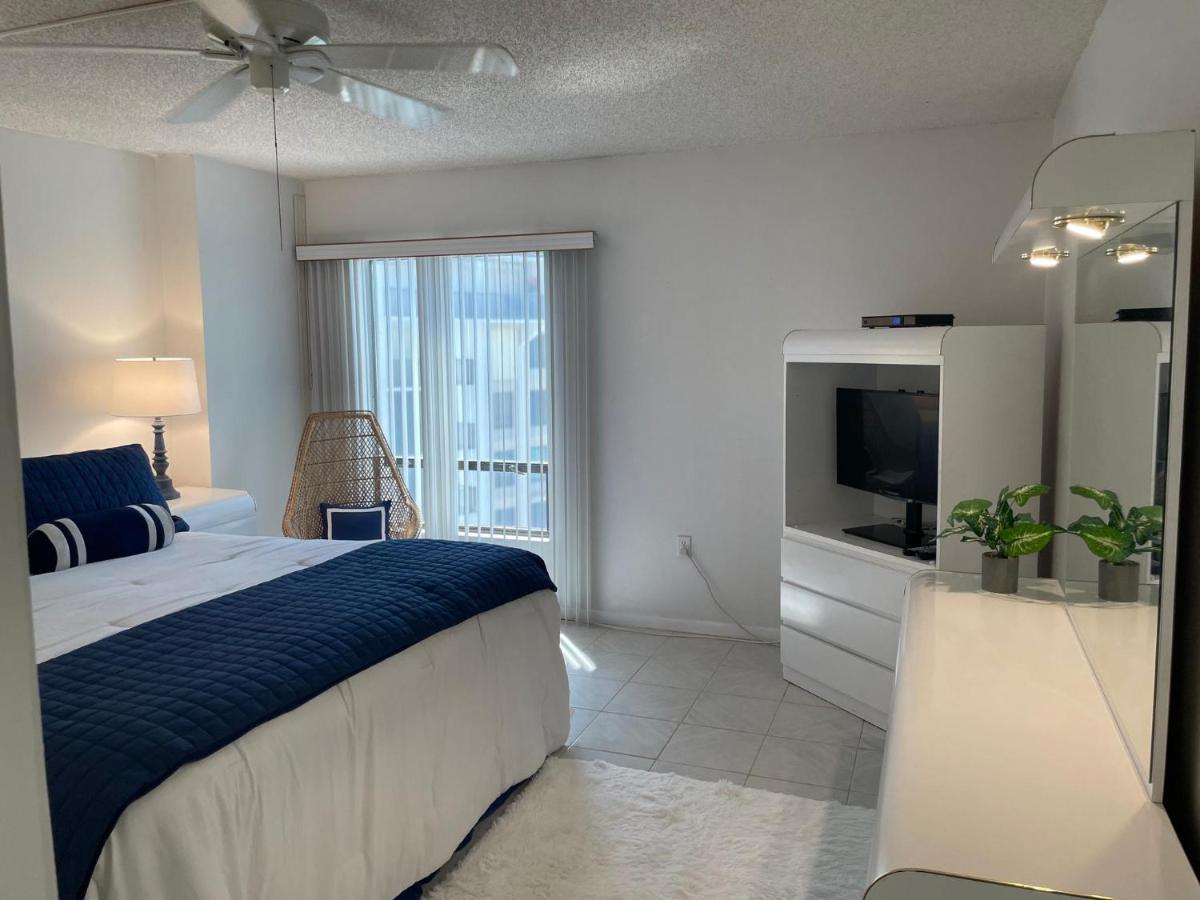 440 West 1602n Sensational Gulf-view Apartment Clearwater Beach