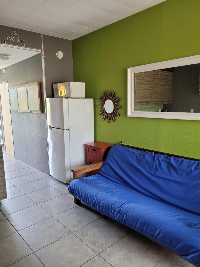 Apartment Retreat At Bvg