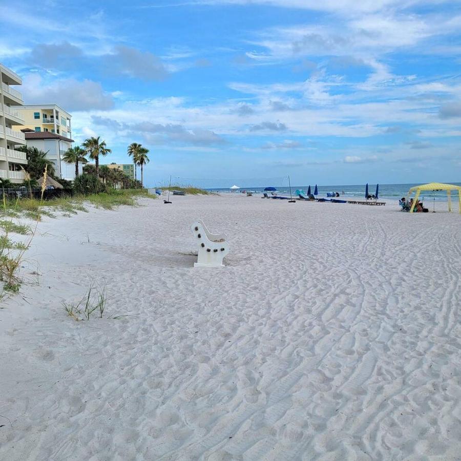 Beach Condo Apartment *