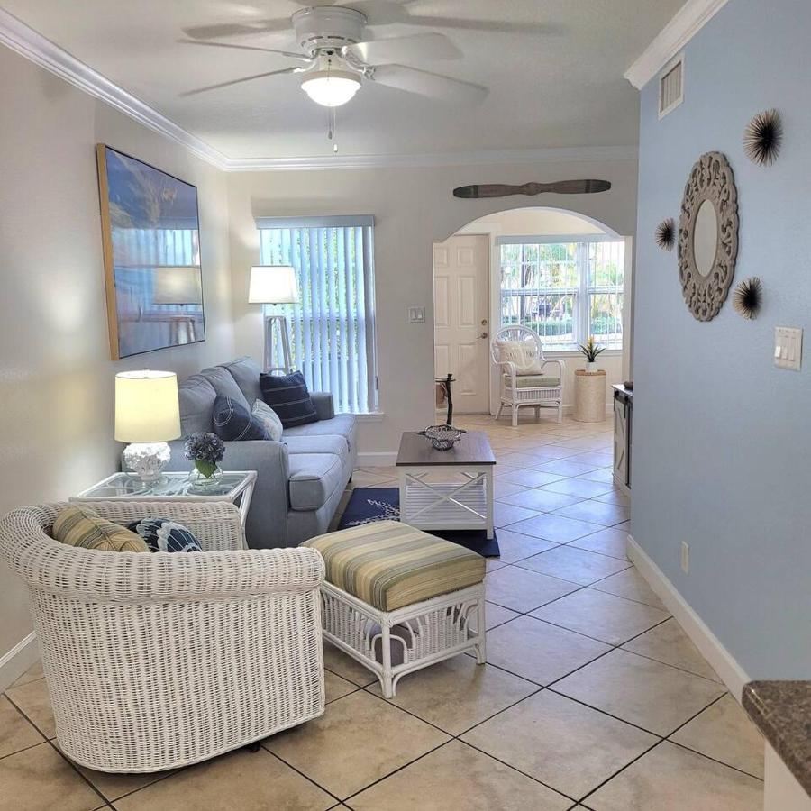 Beach Condo Apartment