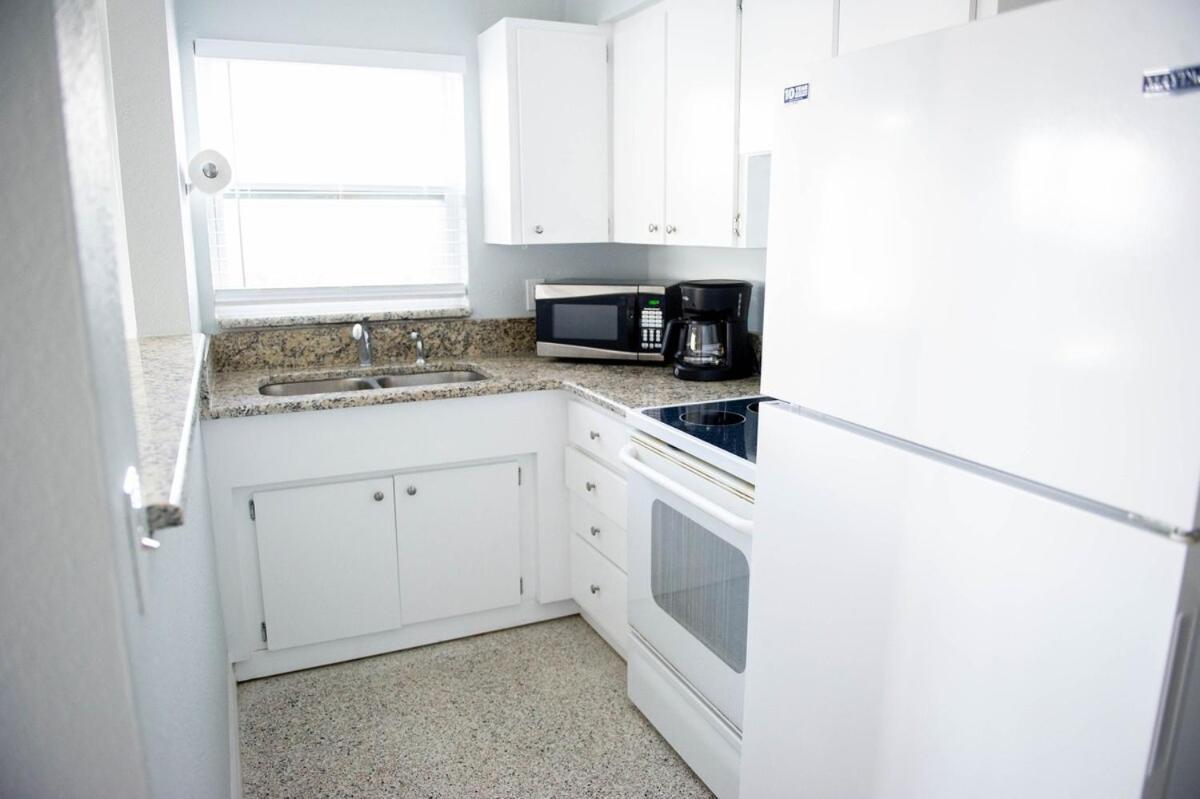 Waterfront Apt, 3 Min Walk To Beach,boats Welcome * Clearwater Beach