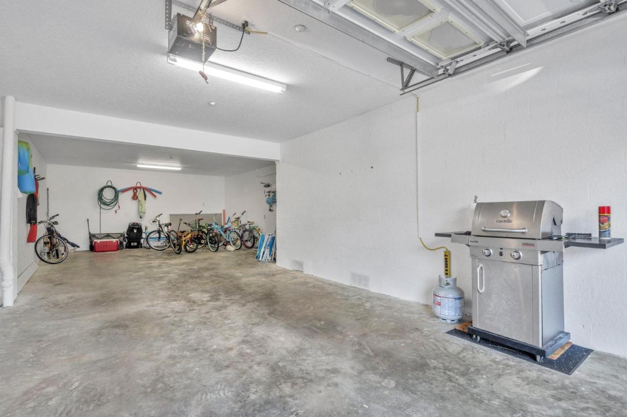 Perfect 2-bed 2-bath Townhome With 1390 Sq Ft And Garage By The * Clearwater Beach