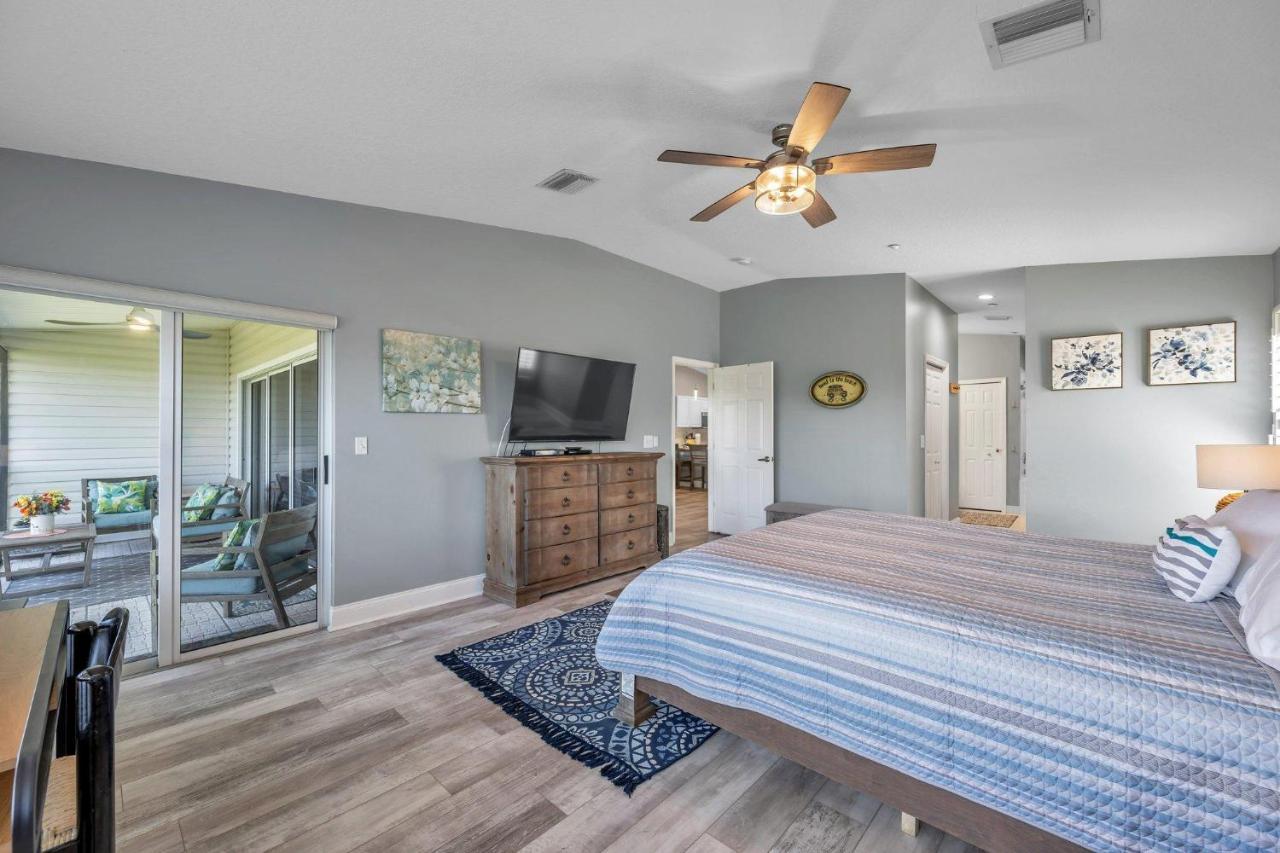 Perfect 2-bed 2-bath Townhome With 1390 Sq Ft And Garage By The *