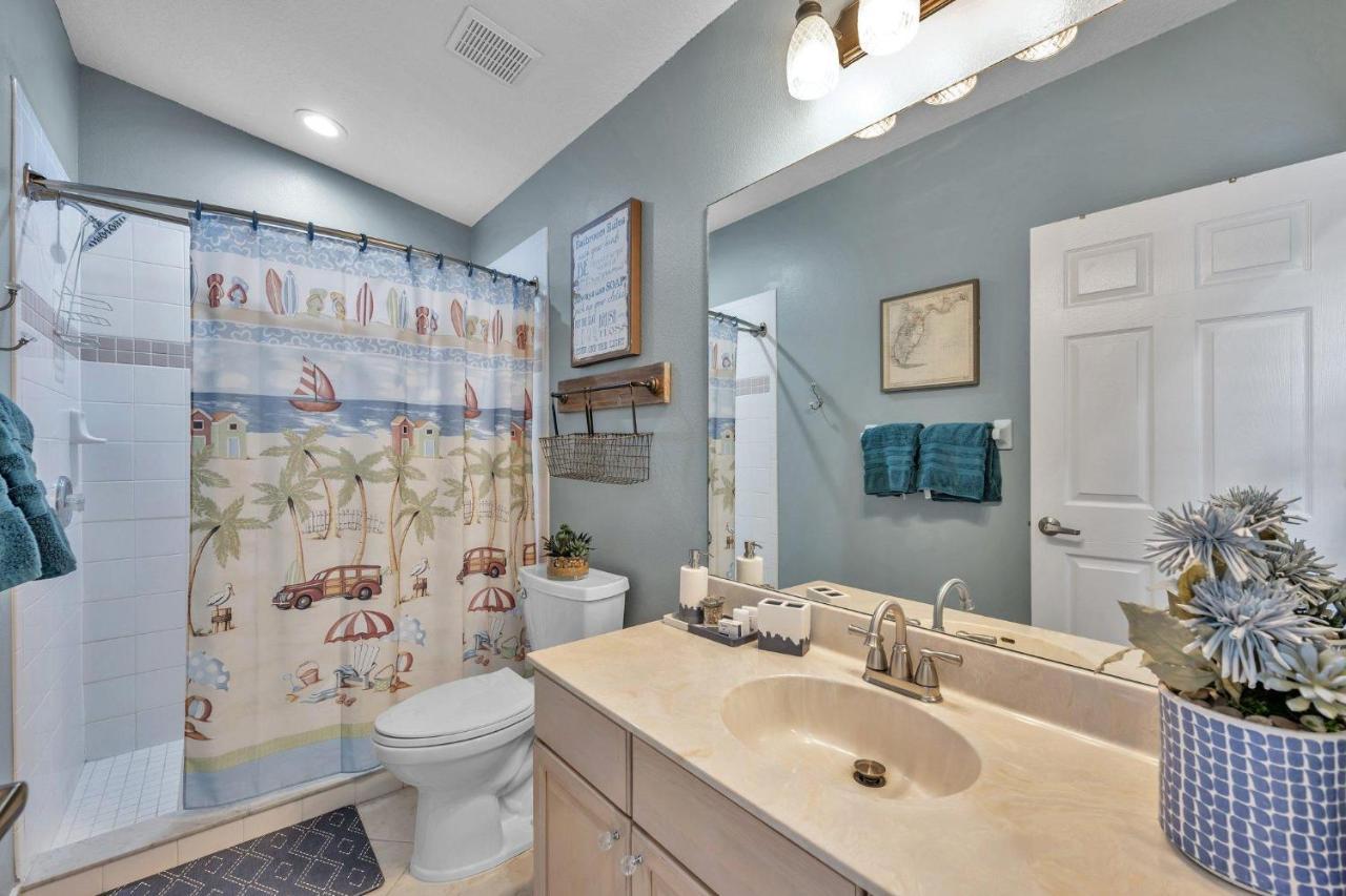 Perfect 2-bed 2-bath Townhome With 1390 Sq Ft And Garage By The *