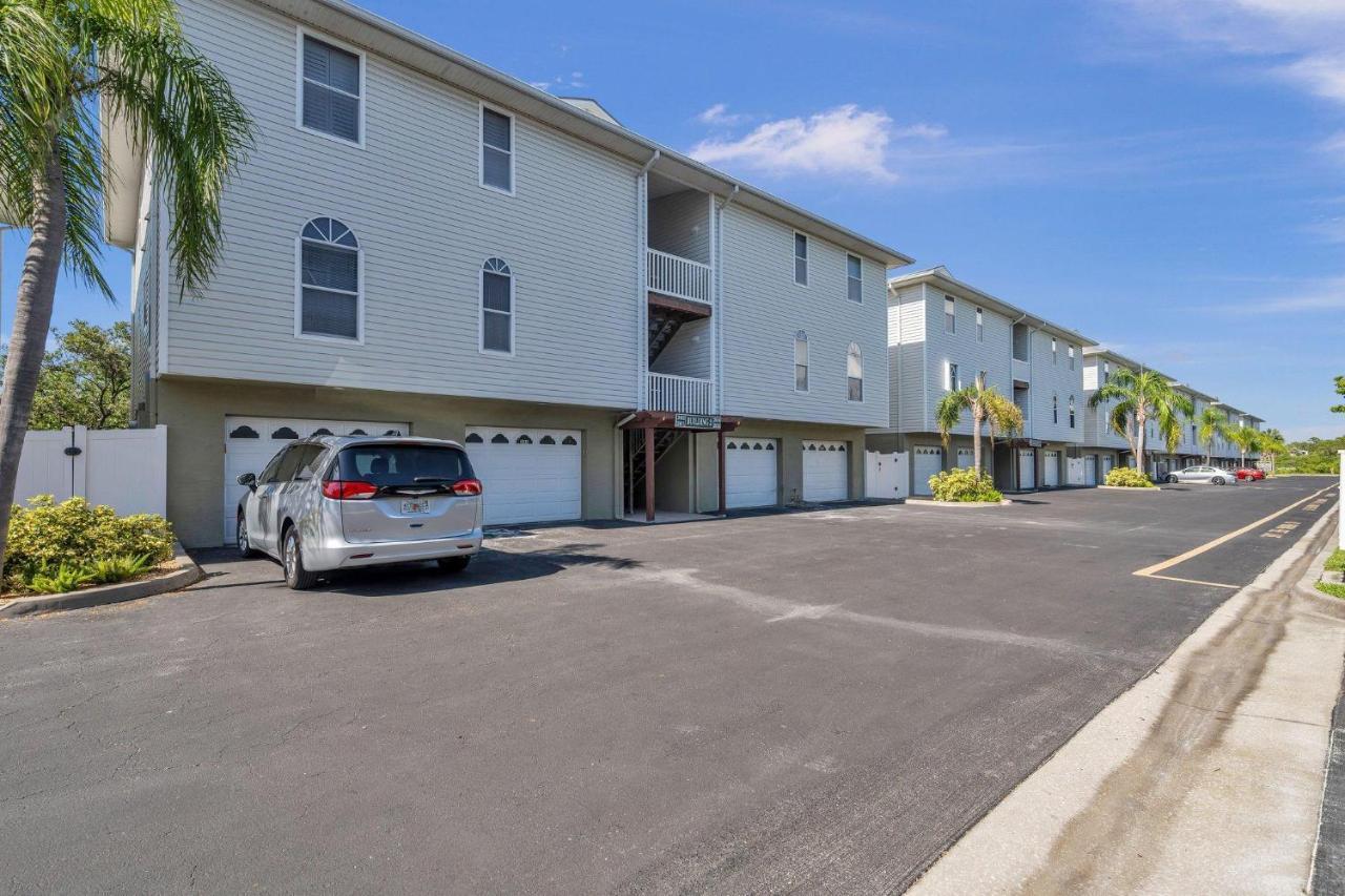 Perfect 2-bed 2-bath Townhome With 1390 Sq Ft And Garage By The