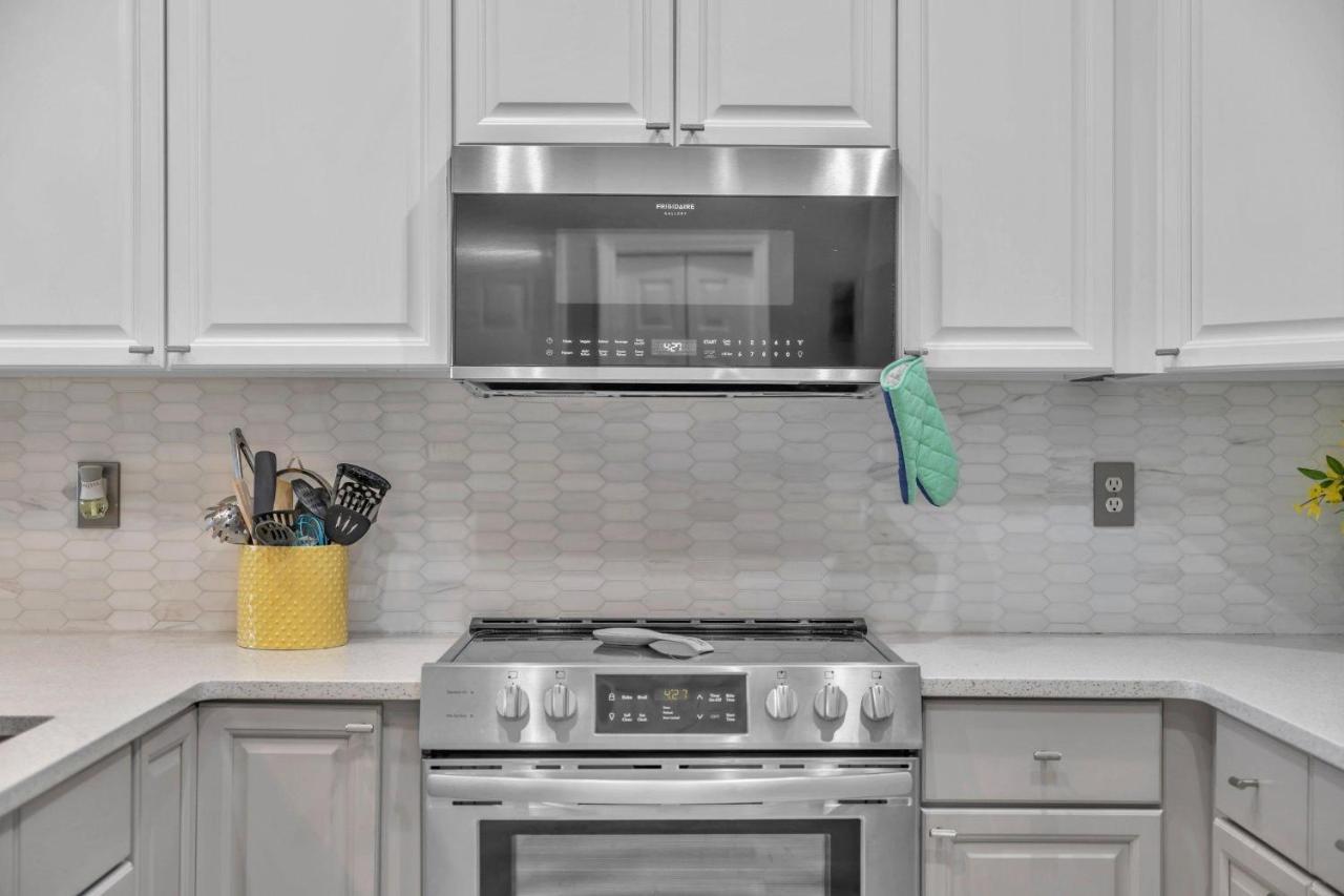 Apartment Perfect 2-bed 2-bath Townhome With 1390 Sq Ft And Garage By The Clearwater Beach