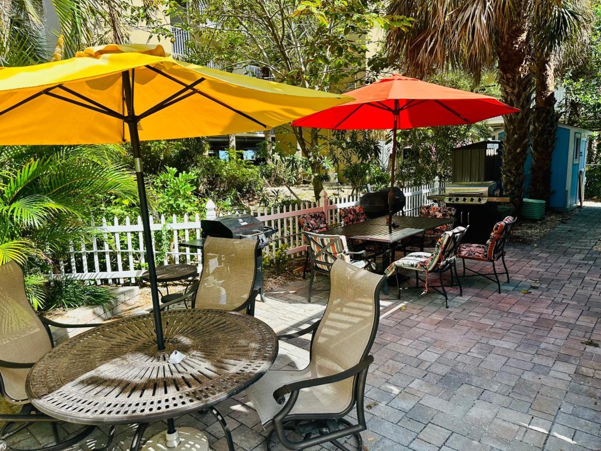 Blue Water Beachside 4 *