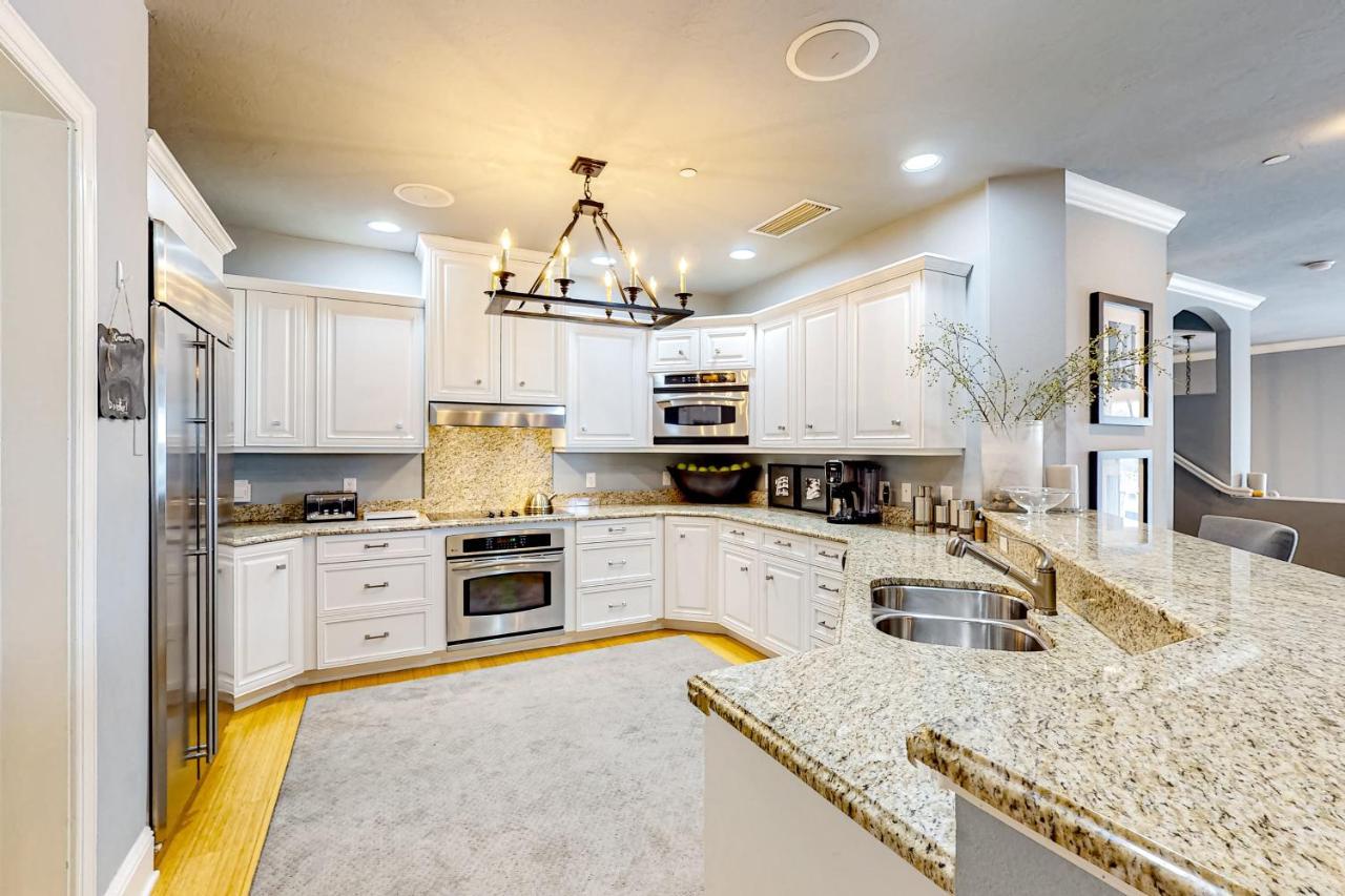 Belle Harbor Charm * Clearwater Beach