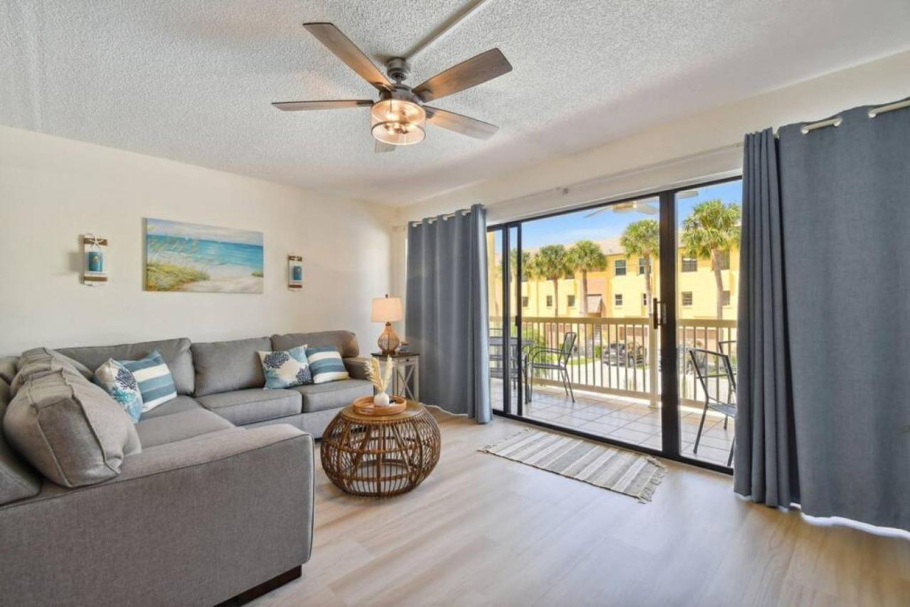 Serene Sunsets At Indian Cove Holiday home Clearwater Beach