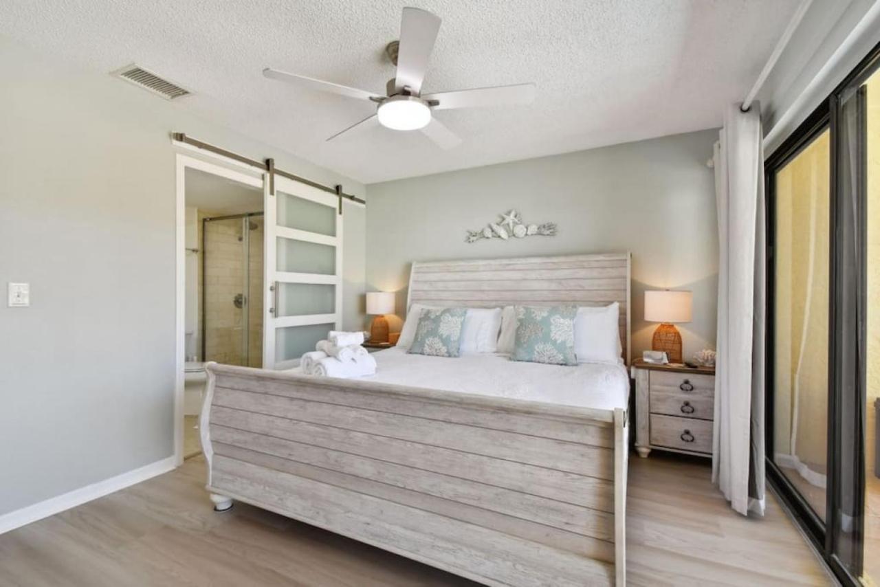 Serene Sunsets At Indian Cove Holiday home Clearwater Beach