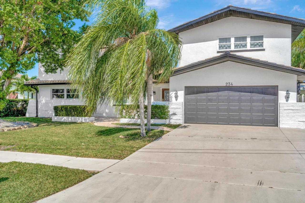 Holiday home Clearwater Waterfront Modern 4bd 2big Open Loft 4bt With Pool Boat Deck Sleep 15