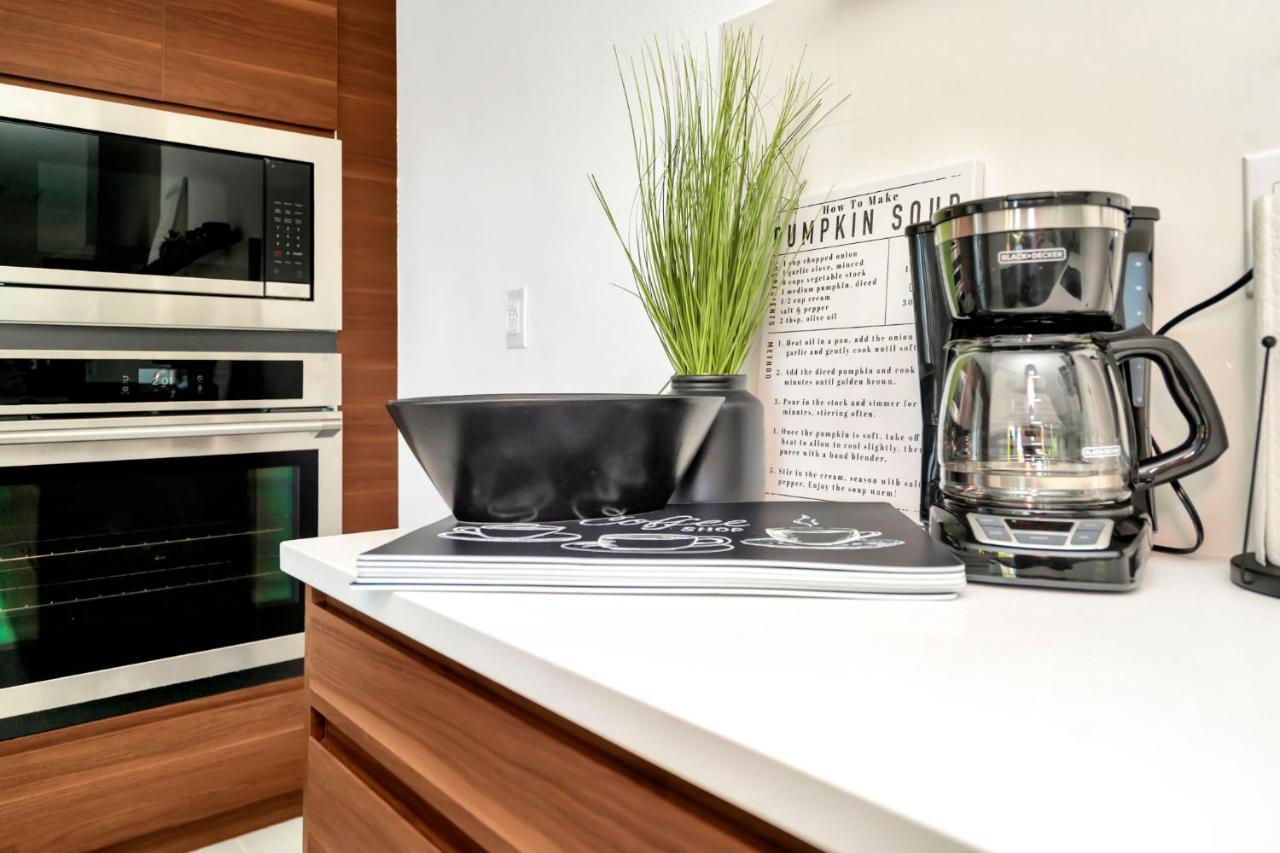 Clearwater Waterfront Modern 4bd 2big Open Loft 4bt With Pool Boat Deck Sleep 15 Holiday home