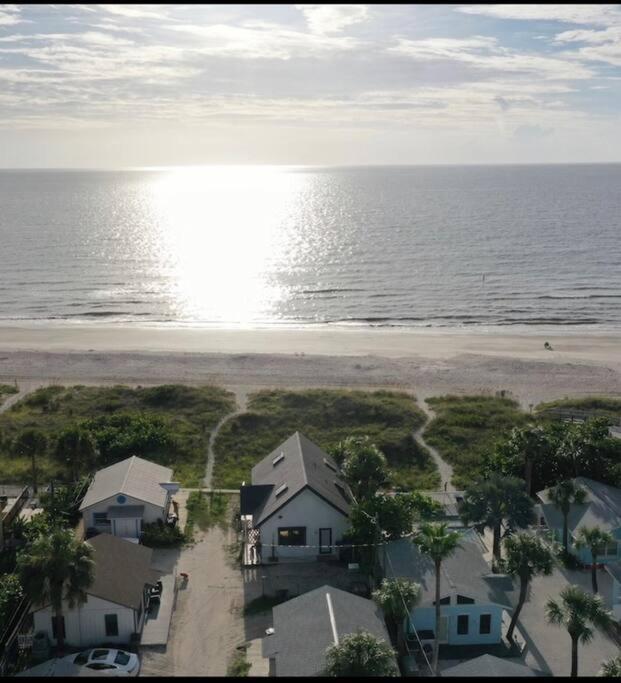 Beachfront Chalet Indian Rocks Clearwater Beach