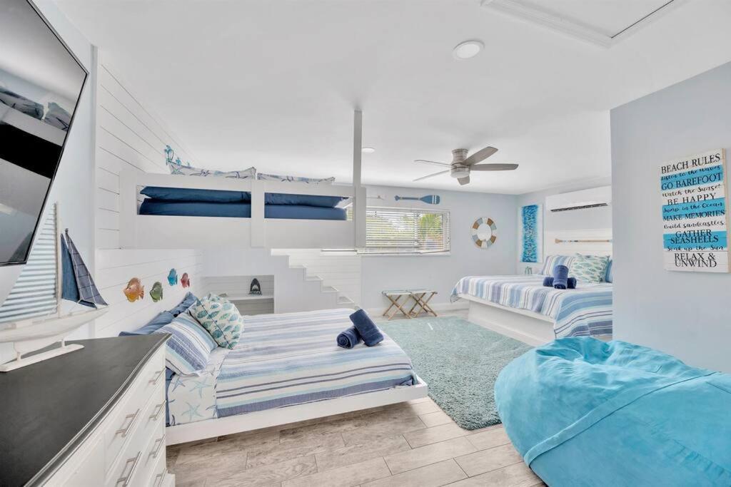 Island Paradise 3 Bed Waterfront/heated Pool Clearwater Beach