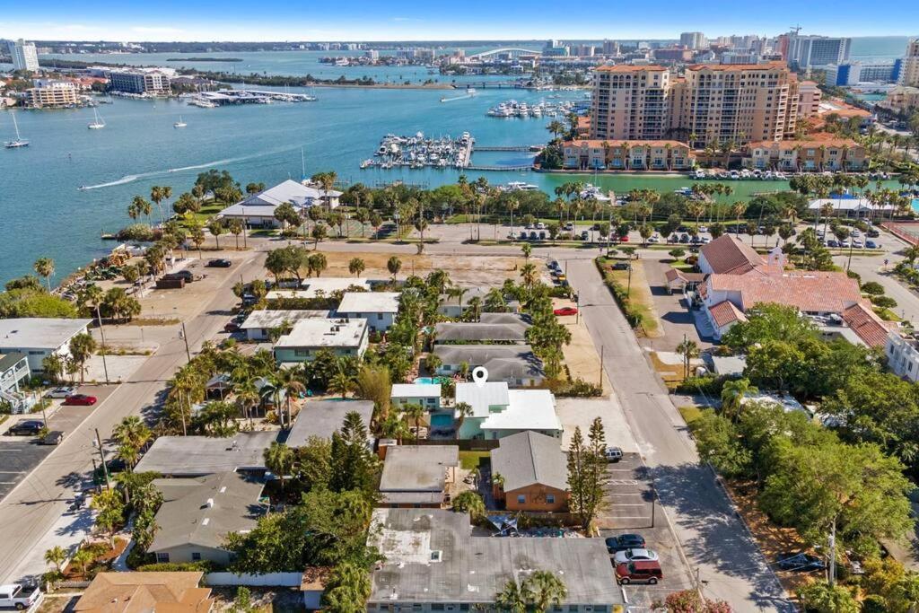 7 Bedroom 5 Bath With On Clearwater Beach!