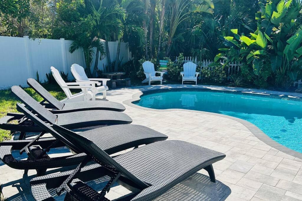 Holiday home Beautiful With Large Pool! Close To The Beach! Clearwater Beach